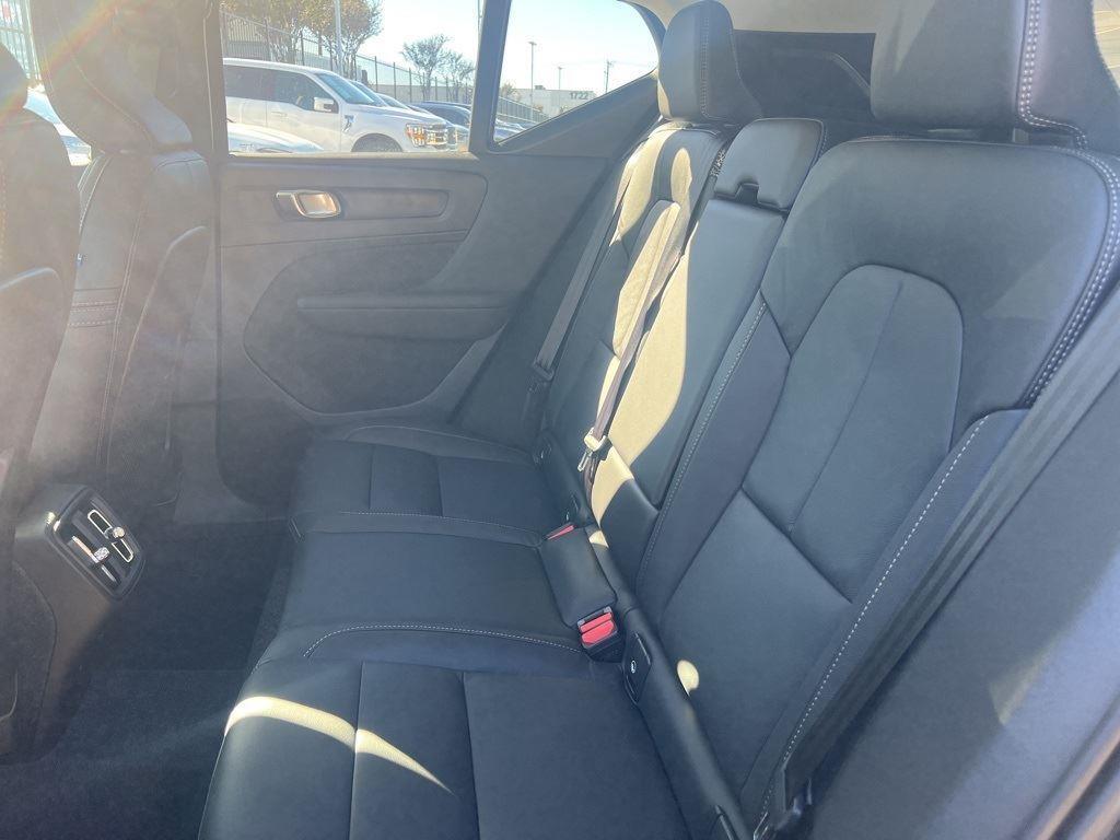 new 2025 Volvo XC40 car, priced at $45,500