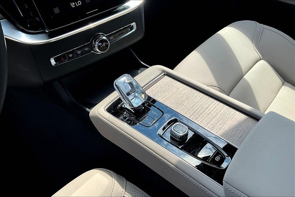 new 2026 Volvo XC90 car, priced at $71,825