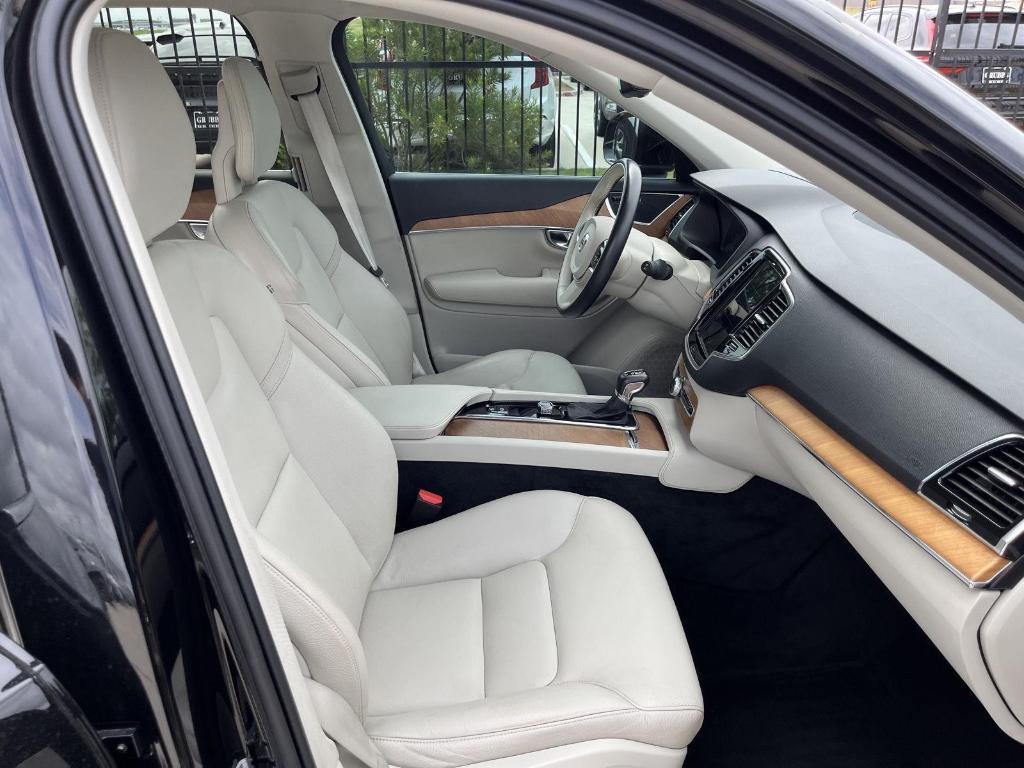used 2022 Volvo XC90 car, priced at $35,500