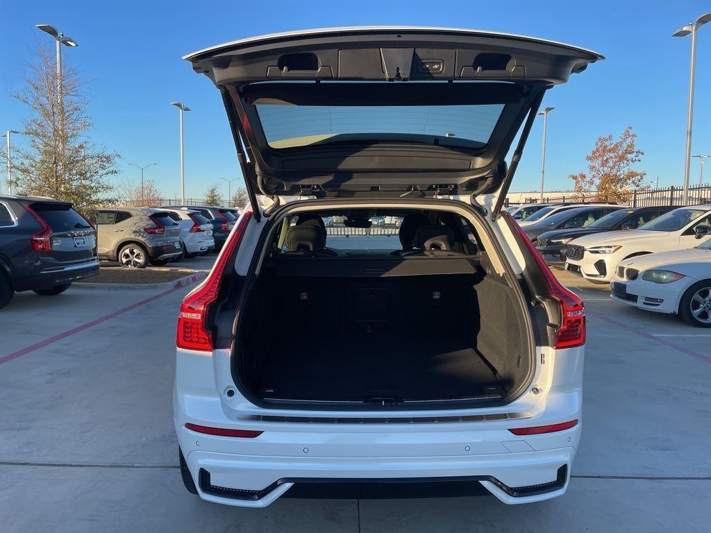 new 2025 Volvo XC60 Plug-In Hybrid car, priced at $55,975