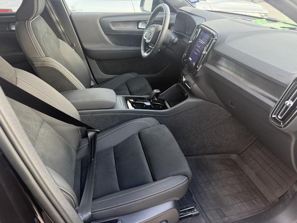 used 2024 Volvo C40 Recharge Pure Electric car, priced at $43,000