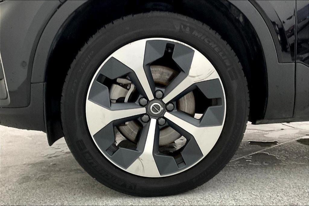 used 2024 Volvo XC40 car, priced at $33,500