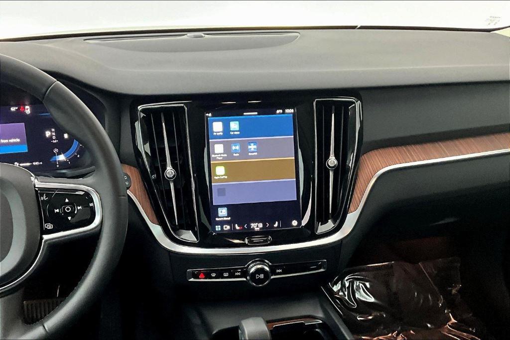 used 2024 Volvo V60 Cross Country car, priced at $41,500