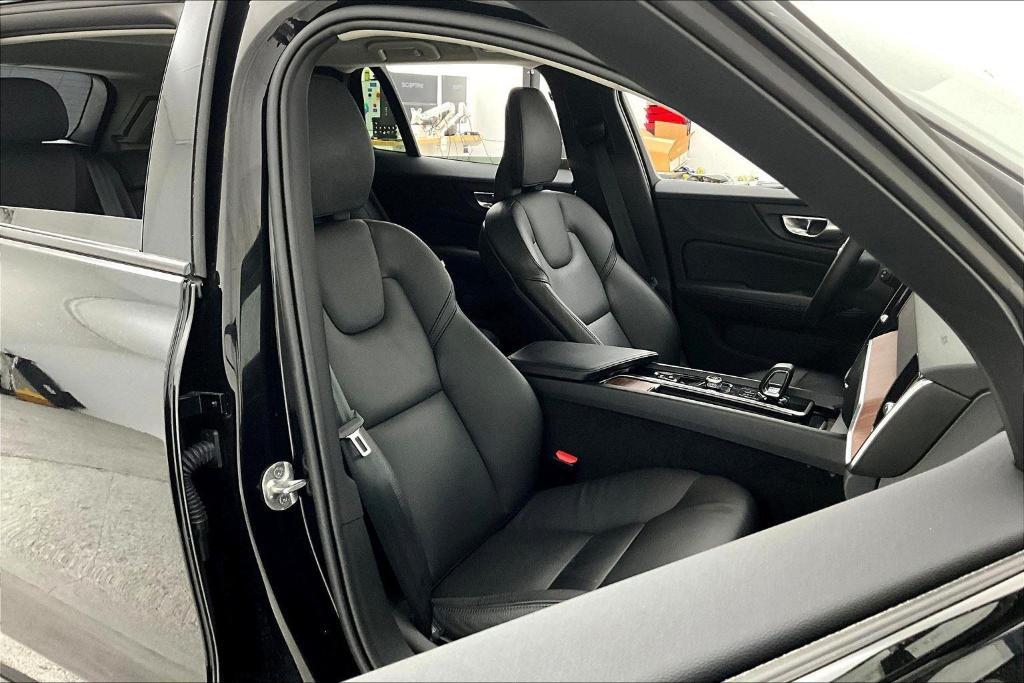 used 2024 Volvo V60 Cross Country car, priced at $41,500