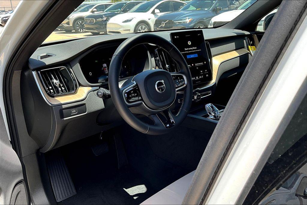 new 2026 Volvo XC60 car, priced at $57,985