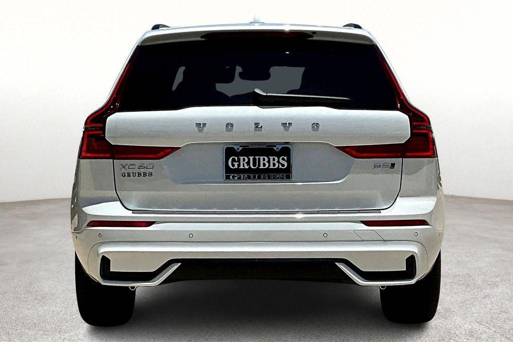 new 2026 Volvo XC60 car, priced at $57,985
