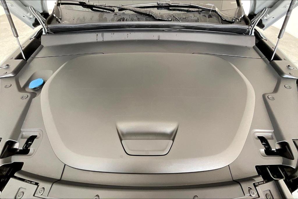 used 2024 Volvo C40 Recharge Pure Electric car, priced at $39,500