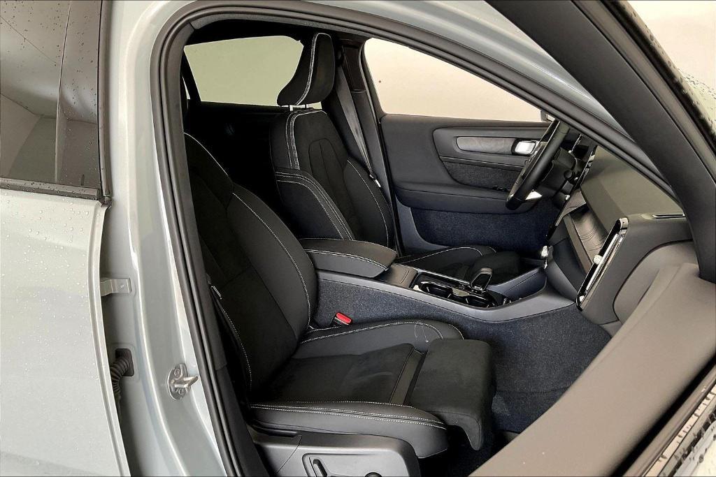 used 2024 Volvo C40 Recharge Pure Electric car, priced at $39,500