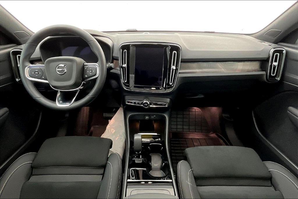 used 2024 Volvo C40 Recharge Pure Electric car, priced at $39,500