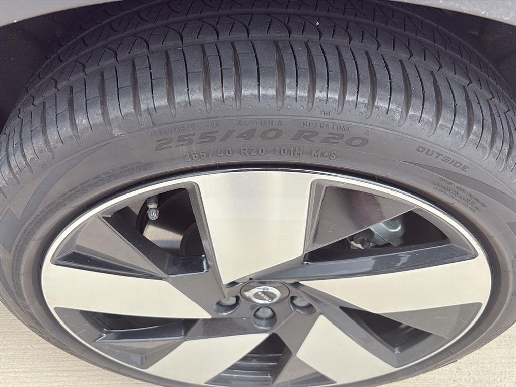 used 2024 Volvo C40 Recharge Pure Electric car, priced at $40,000
