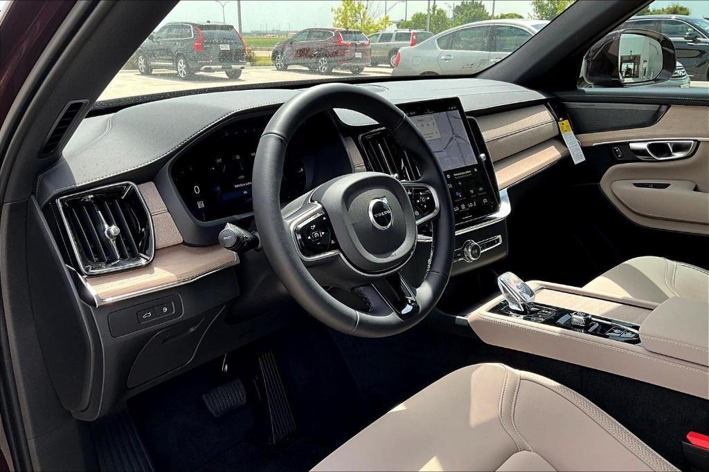 new 2025 Volvo XC90 Plug-In Hybrid car, priced at $80,650