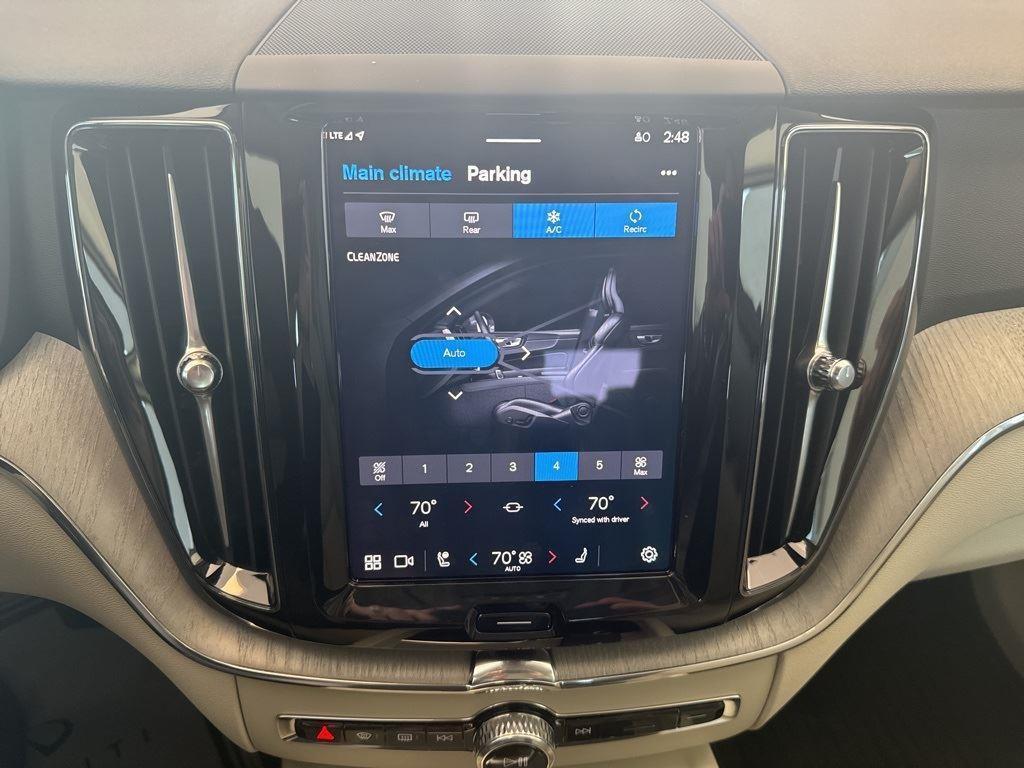 new 2025 Volvo XC60 car, priced at $55,335