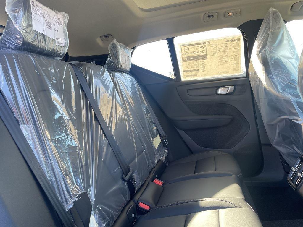 new 2025 Volvo XC40 car, priced at $51,000