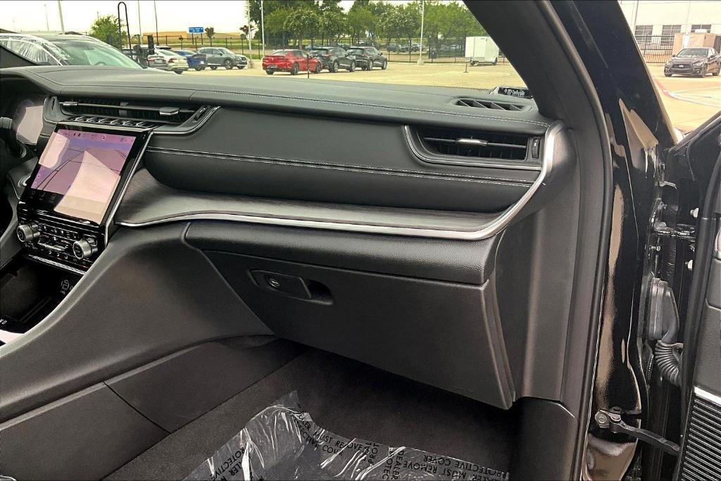used 2022 Jeep Grand Cherokee car, priced at $38,500