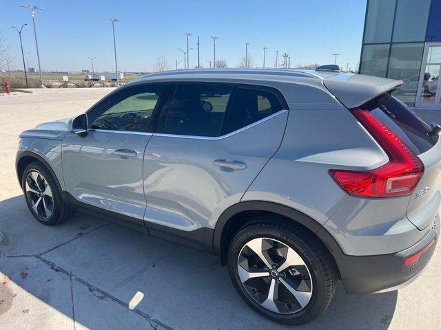 new 2025 Volvo XC40 car, priced at $48,235