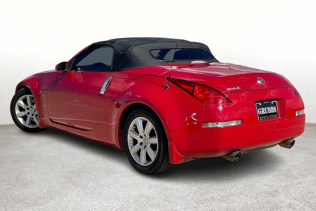 used 2004 Nissan 350Z car, priced at $14,000