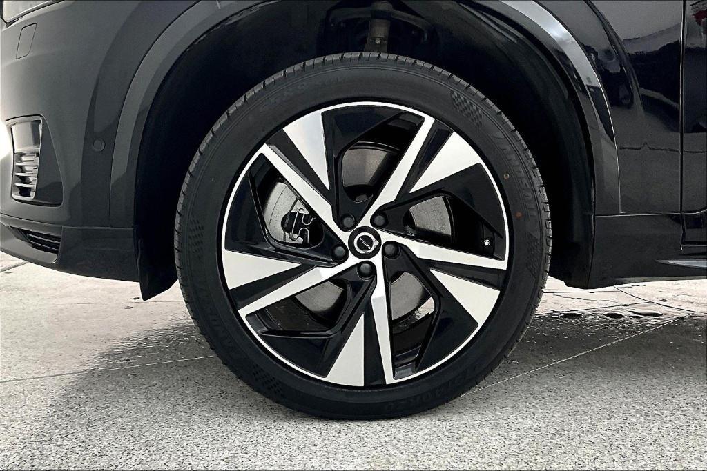 used 2023 Volvo XC90 Recharge Plug-In Hybrid car, priced at $53,000