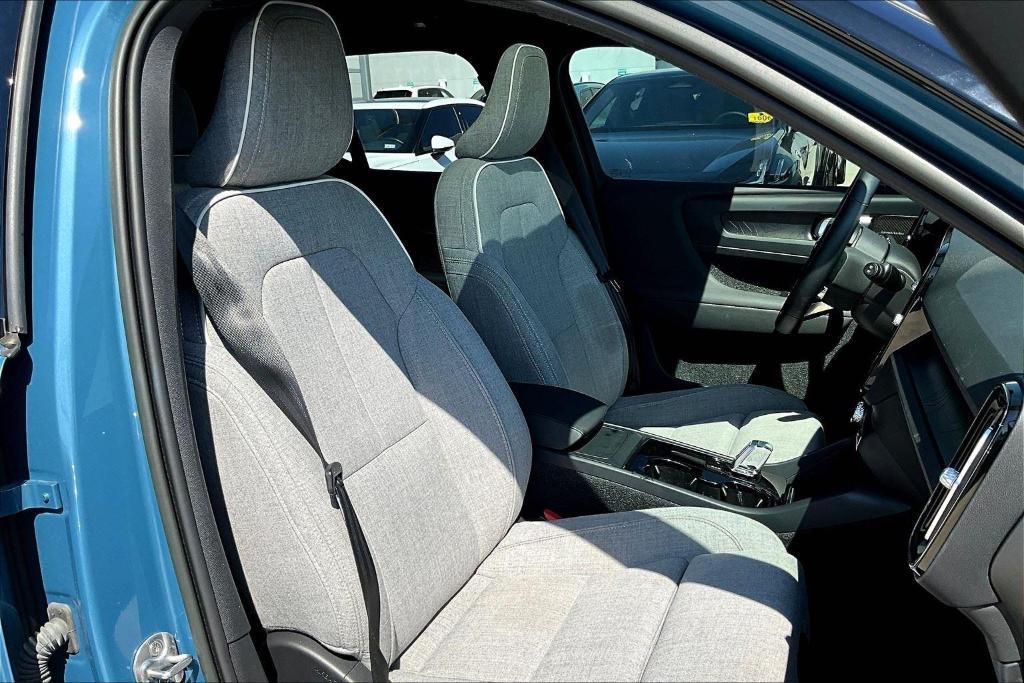 used 2023 Volvo XC40 Recharge Pure Electric car, priced at $29,000