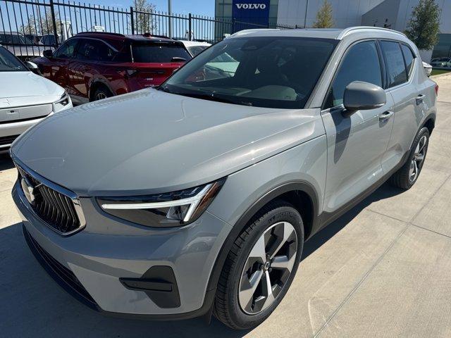 new 2025 Volvo XC40 car, priced at $45,500