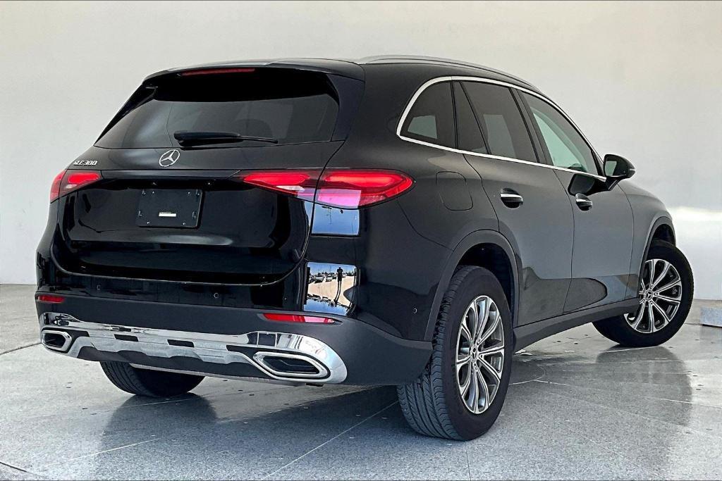 used 2024 Mercedes-Benz GLC 300 car, priced at $37,995