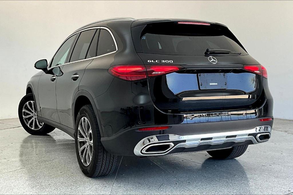 used 2024 Mercedes-Benz GLC 300 car, priced at $37,995