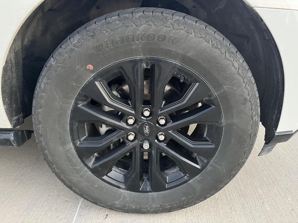 used 2022 Ford Expedition Max car, priced at $45,000