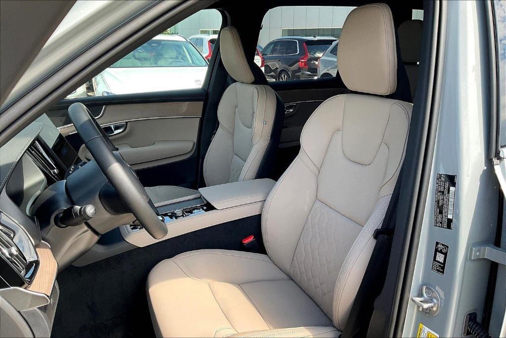 new 2026 Volvo XC90 car, priced at $71,825