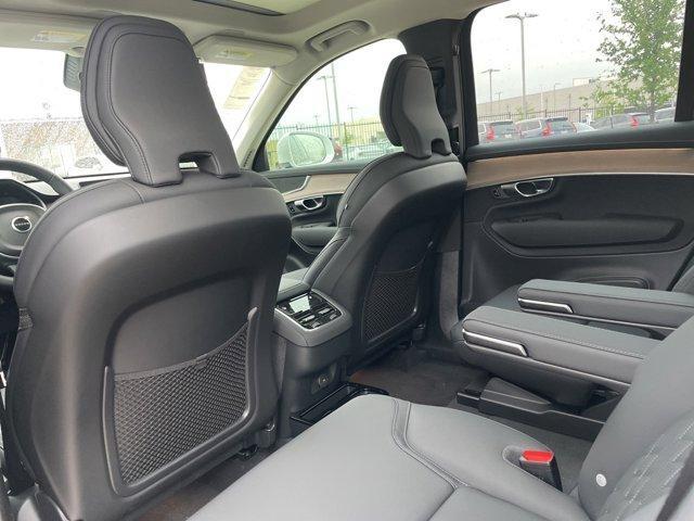 new 2025 Volvo XC90 car, priced at $69,655