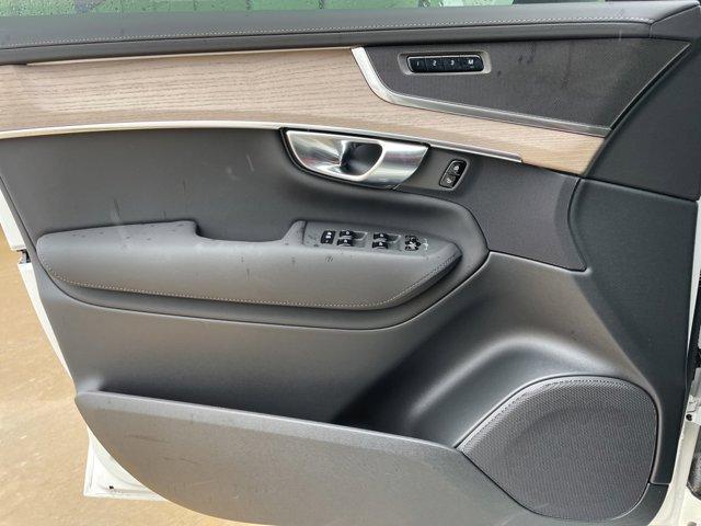 new 2025 Volvo XC90 car, priced at $69,655
