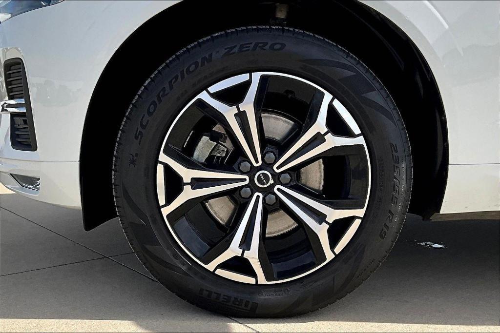 used 2022 Volvo XC60 car, priced at $32,500