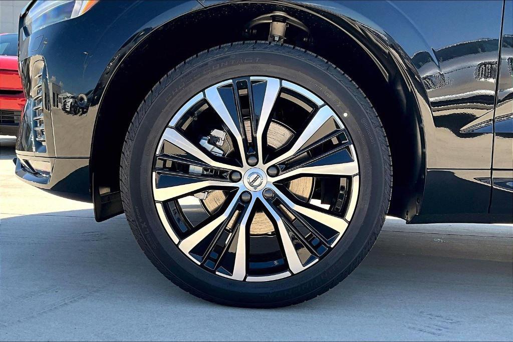new 2025 Volvo XC60 car, priced at $56,160