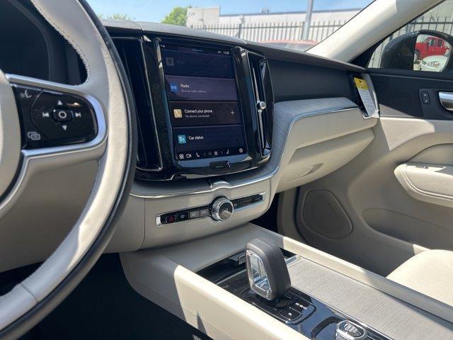 new 2025 Volvo XC60 Plug-In Hybrid car, priced at $65,485