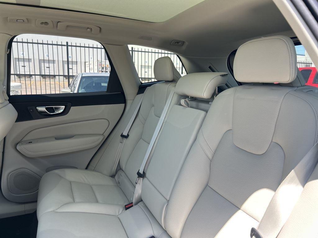 new 2025 Volvo XC60 Plug-In Hybrid car, priced at $65,485
