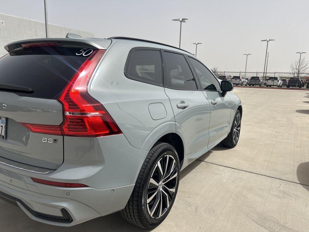new 2025 Volvo XC60 car, priced at $54,610