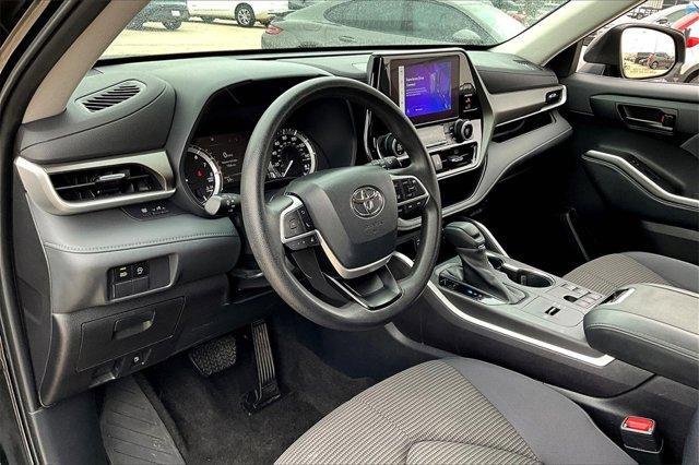 used 2023 Toyota Highlander car, priced at $32,500