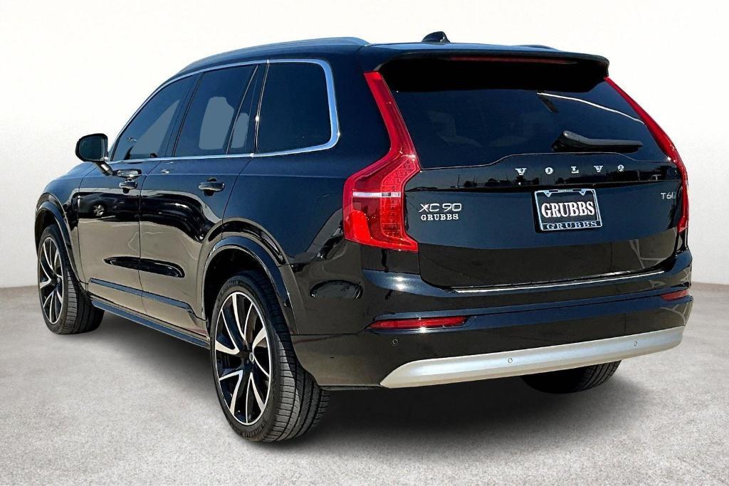 used 2022 Volvo XC90 car, priced at $34,000