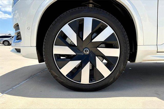 used 2024 Volvo XC90 Recharge Plug-In Hybrid car, priced at $62,000