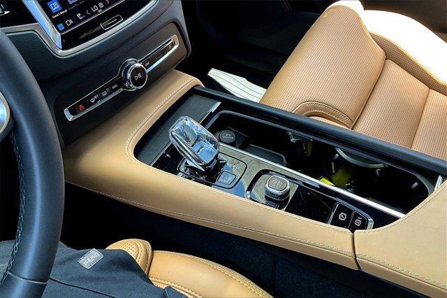 used 2024 Volvo XC90 Recharge Plug-In Hybrid car, priced at $62,000