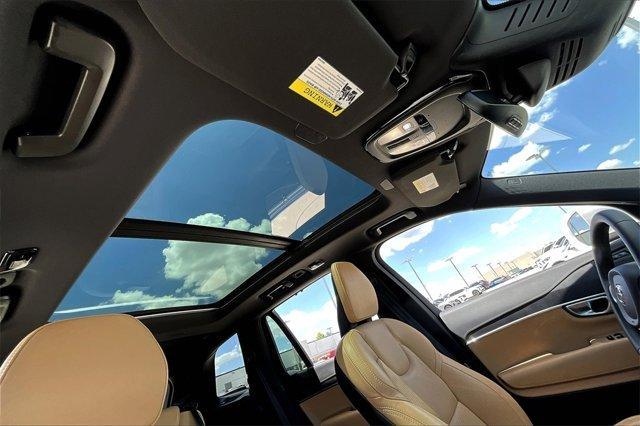 used 2024 Volvo XC90 Recharge Plug-In Hybrid car, priced at $62,000