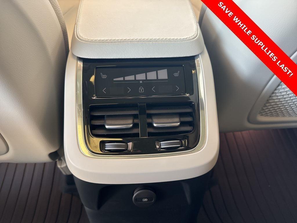 new 2025 Volvo XC90 Plug-In Hybrid car, priced at $49,715