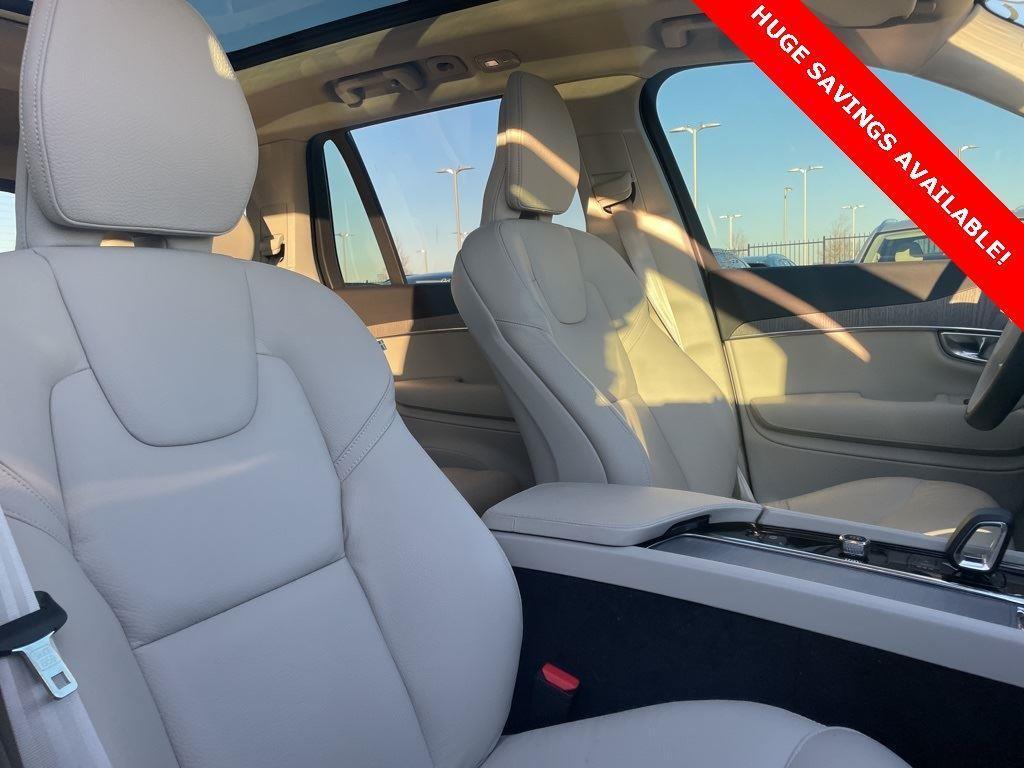 new 2025 Volvo XC90 car, priced at $64,300