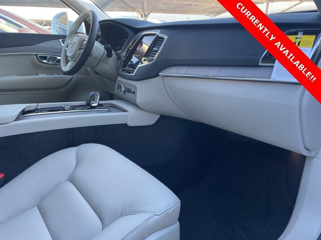 new 2025 Volvo XC90 car, priced at $64,300