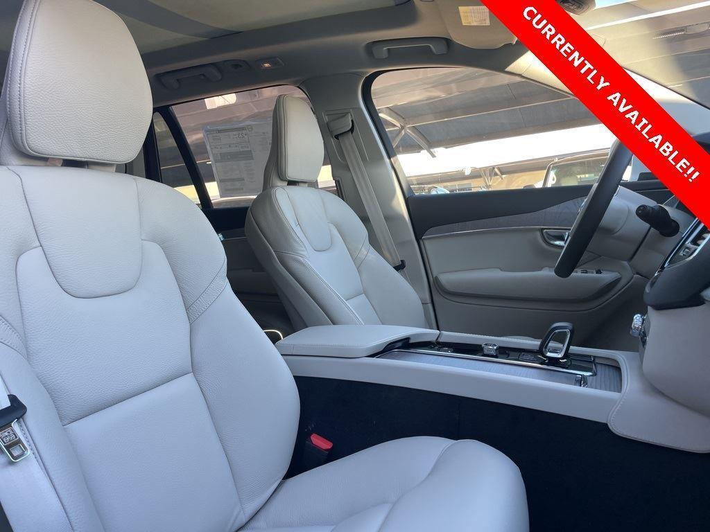 new 2025 Volvo XC90 car, priced at $64,300