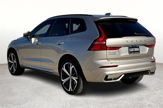 new 2025 Volvo XC60 car, priced at $60,635