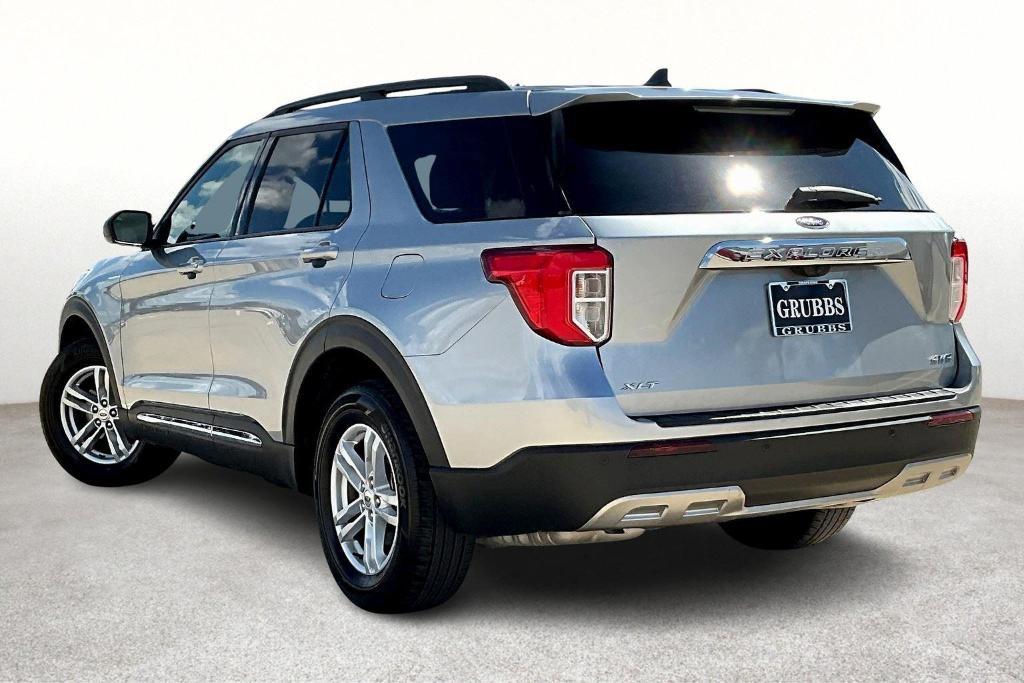 used 2024 Ford Explorer car, priced at $35,000