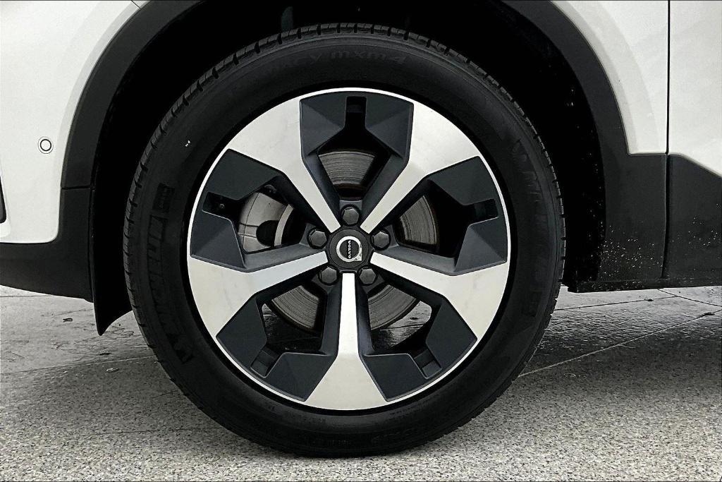 used 2025 Volvo XC40 car, priced at $39,500