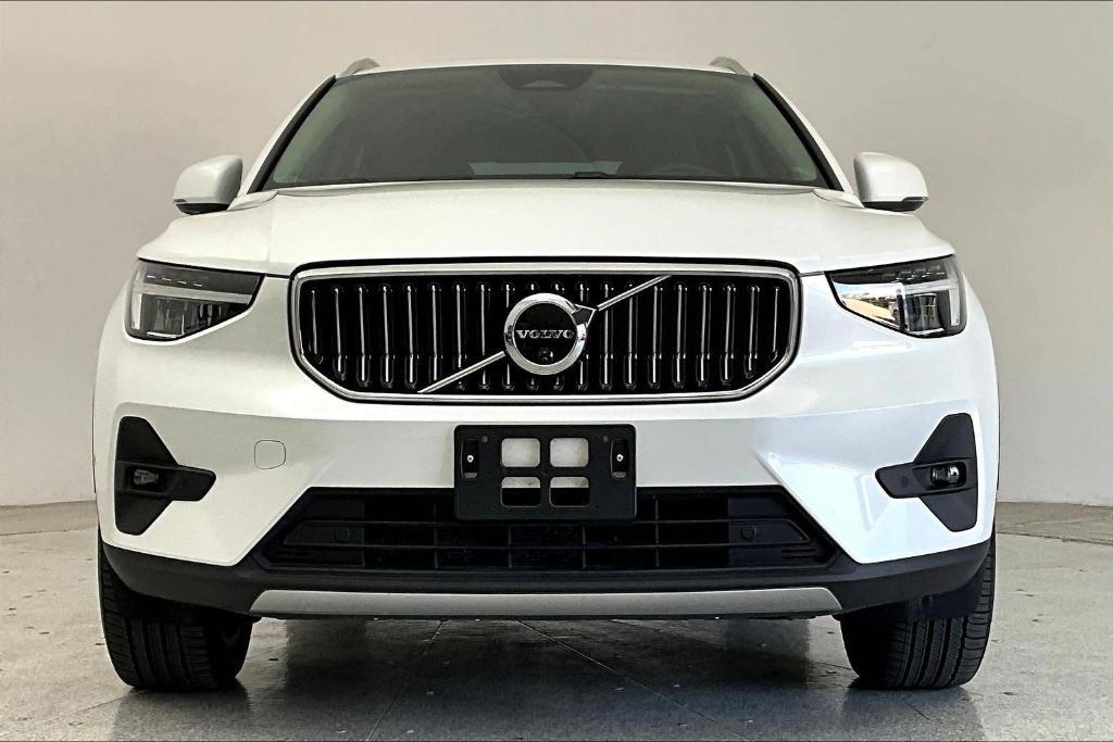 used 2025 Volvo XC40 car, priced at $39,500
