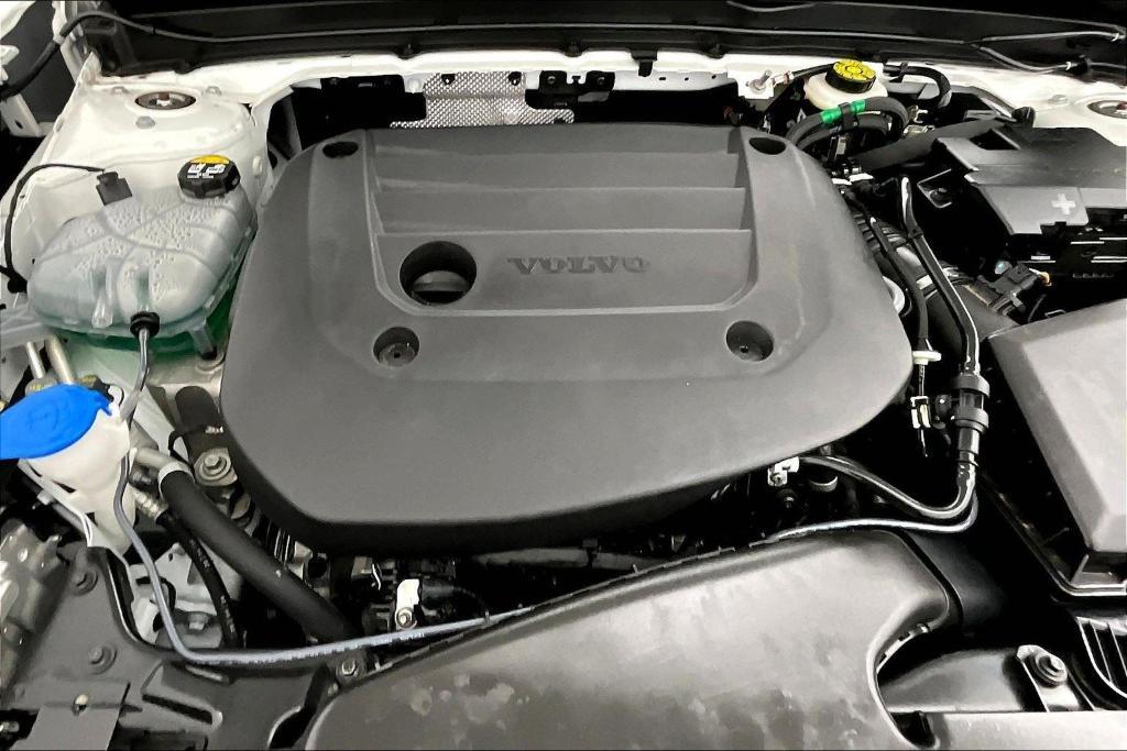 used 2025 Volvo XC40 car, priced at $39,500