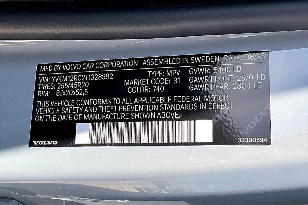 new 2026 Volvo XC60 car, priced at $57,985