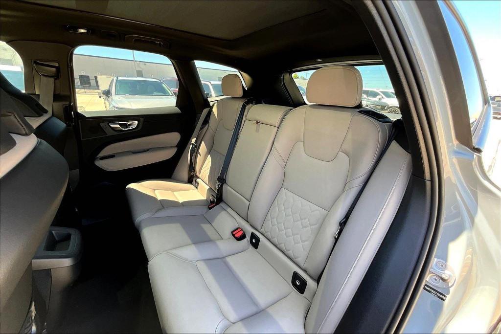 new 2026 Volvo XC60 car, priced at $57,985